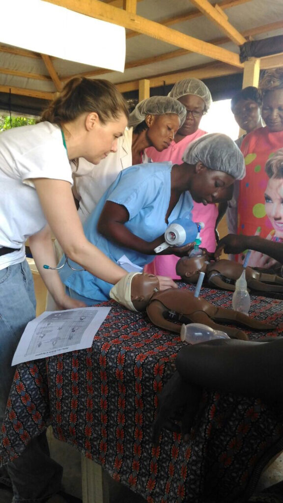 Opplæring av Helping Babies Breathe i Sentral Afrikanske Republikk (Privat)